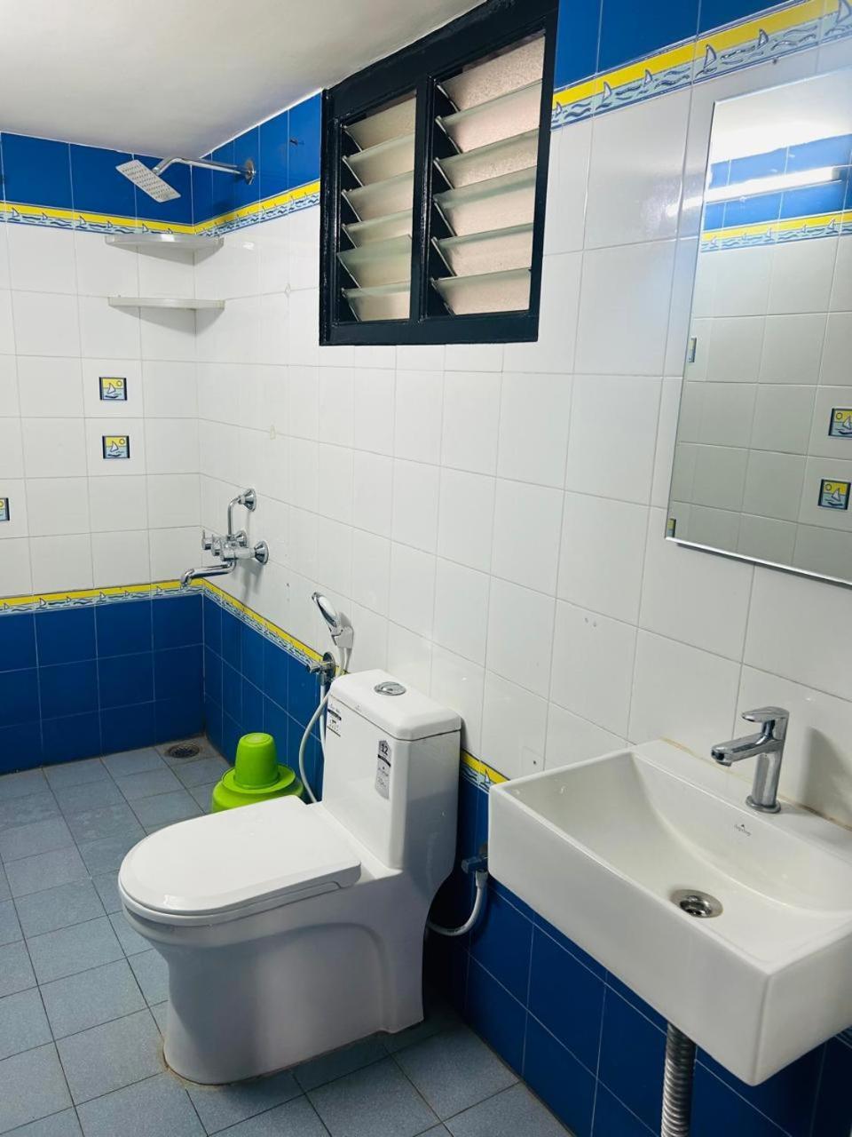 Hotel Queens Comfort Mysore Buitenkant foto