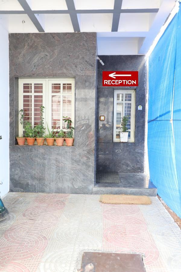 Hotel Queens Comfort Mysore Buitenkant foto