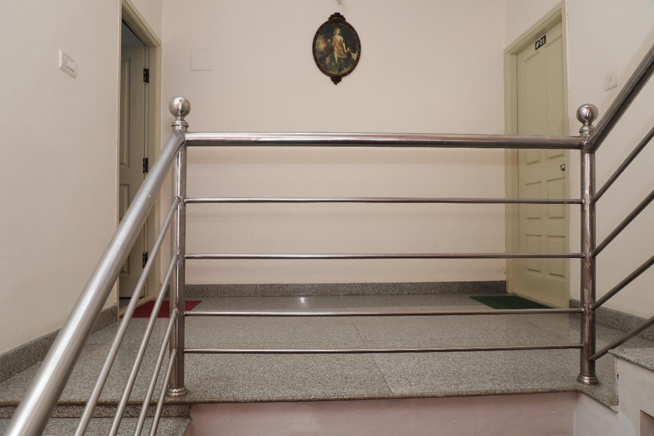 Hotel Queens Comfort Mysore Buitenkant foto
