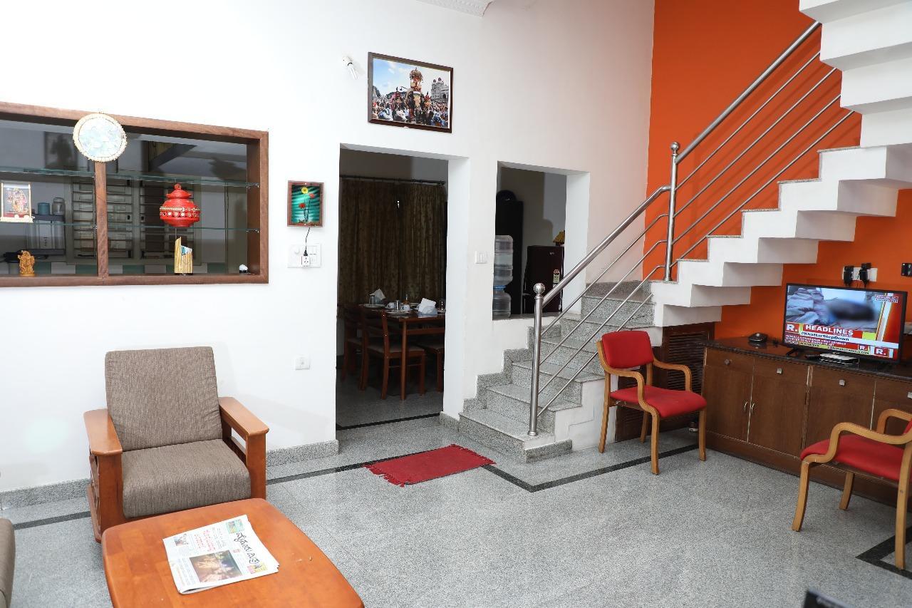 Hotel Queens Comfort Mysore Buitenkant foto